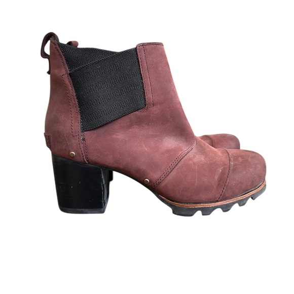 Sorel Addington Chelsea Leather Boot  8 - Picture 1 of 8